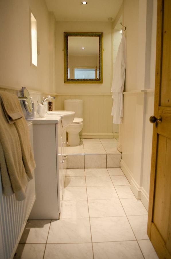 The Hollies Bed And Breakfast Uppingham Ngoại thất bức ảnh